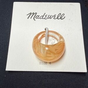 Madewell Acrylic Sz 6 Ring, Peach/Orange Swirl Design